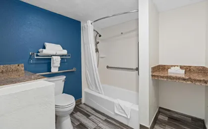Baymont by Wyndham Orlando East