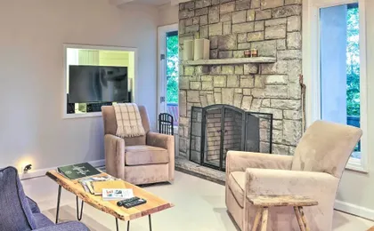 Highlands Home w/ Fireplace, Views, & Trails!