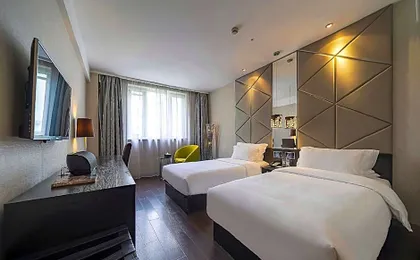 Orange Hotel Shanghai Xujiahui Ruijin South Road