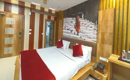 Hotel Gautam Grand Varanasi