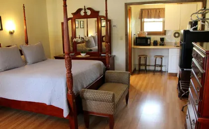 All Seasons Inn