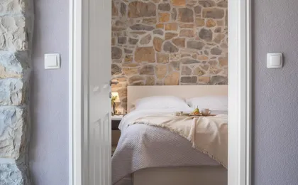 Villa Filipetti in Makarska Center, 4 En-Suite Bedrooms Charming Stone House, Heated Private Pool, 600m From Beach