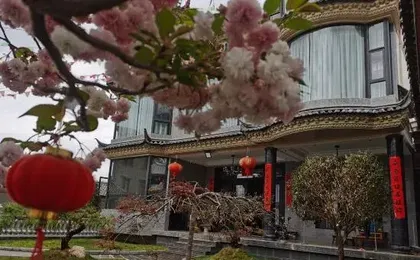 Nanfengli Homestay (Lijiang Sanyi Airport Branch)