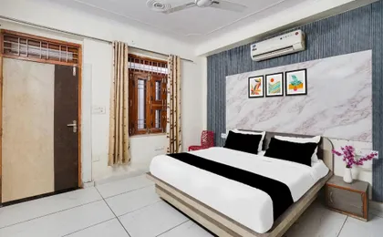 OYO 26462 Hotel Yatrik