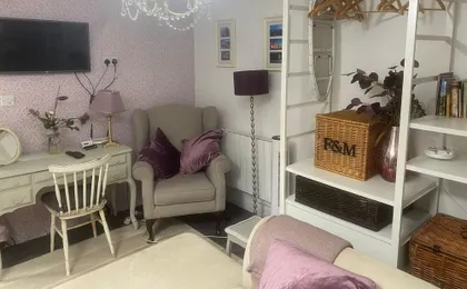 Cosy Self-Contained Studio Flat in Bristol