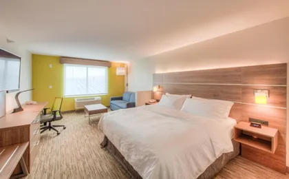 Holiday Inn Express & Suites Remington