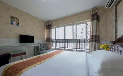 Chongqing Yijun Themes Apartment