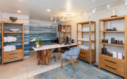 Carmel Beach Hotel