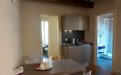 Trevi Palace Luxury Inn