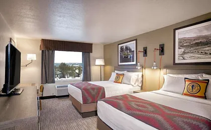 Yellowstone Park Hotel