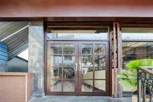 Super Townhouse Oak Mahadevapura Opposite Phoenix Mall