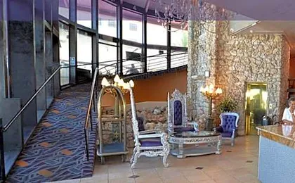 Sea Club Ocean Resort