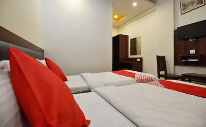 Hotel Apple 9 by Oyo Rooms
