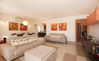 Apartment with pool near Split