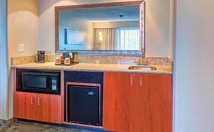 Courtyard by Marriott Alexandria