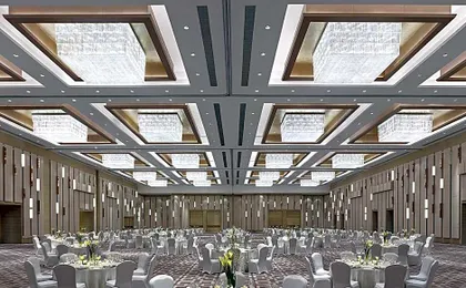 Langham Place Guangzhou - Walking distance to Canton Fair & Overseas Buyers Registration Service
