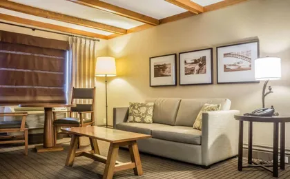 Comfort Inn - the Pointe