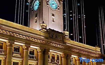 Jiangqi Liangmeng Riverside Projection Apartment (Wuhan Tiandi Hankou Riverside Store)