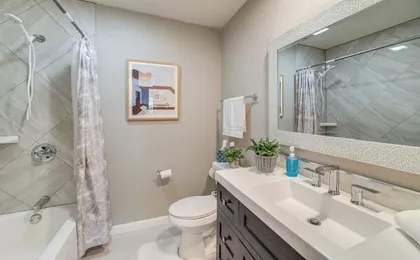 Pet-friendly Home w/ Yard: 8 Mi to Downtown Tulsa!