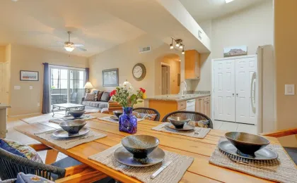 2 Resort-style Pools! Condo Near Mesa Market Place