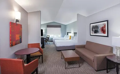 Holiday Inn Express Hotel and Suites Shreveport South Park Plaza By IHG