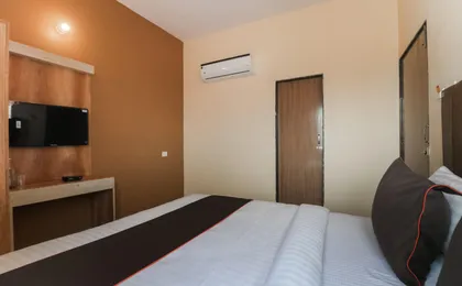 Hotel Rk Heights And Banquets by Oyo Rooms