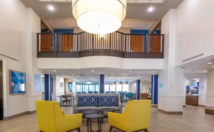 Holiday Inn Express & Suites Jacksonville Airport