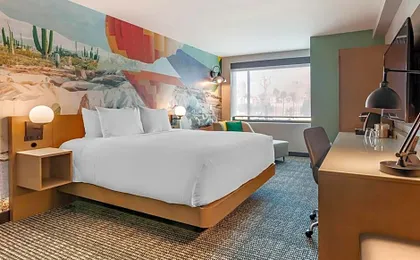 Cambria Hotel Downtown Phoenix Convention Center