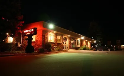 Bangor Inn & Suites