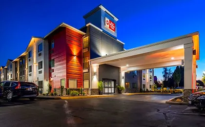 Best Western Plus Portland Airport Hotel & Suites