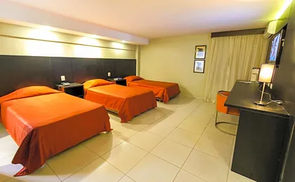 Hotel Plaza Apolo