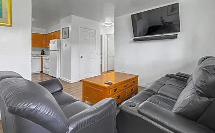 410 e45th 2 bedroom apartment