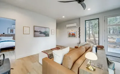 Modern Cabin Living! Mtn-view Gem in Munds Park