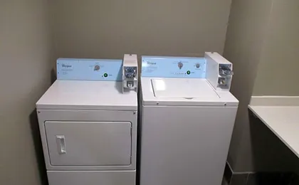 Best Western Plus Roland Inn & Suites