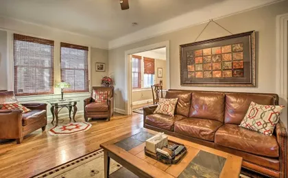 Soul & Style! Duplex Near French Quarter w/ Porch