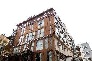 Hotel Abooz