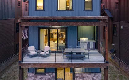 Blue Horizon Chalet 4 Bedroom Home