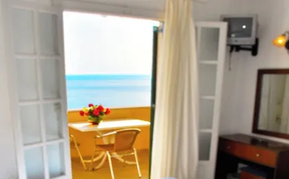 Holiday Apartments Maria with Amazing Pool - Agios Gordios Beach, Corfu