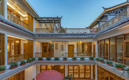 Lijiang Rushuangbiyuan Design Beauty Lodge (Feihua Touch water Shop, Shuhe Town)