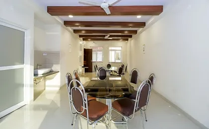 Itsy Hotels Arastu Inn