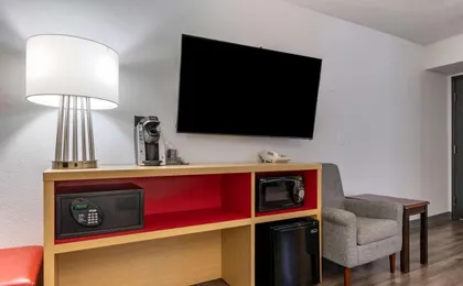 Sleep Inn & Suites