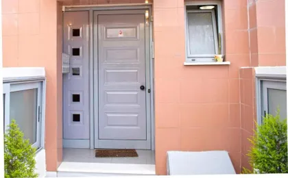 Sunny & Cosy Apt with Balcony in Peristeri!