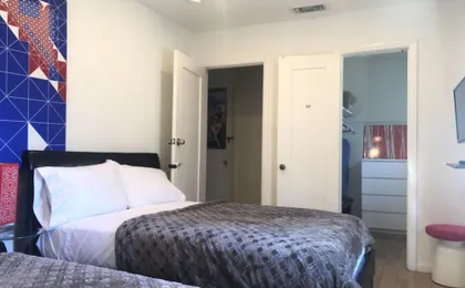 Beverly Boutique Apartroom of Hollywood