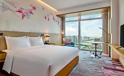 Hilton Garden Inn Shenzhen World Exhibition & Convention Center