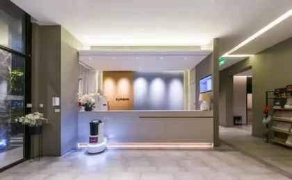 Home Inn Neo (Shanghai New International Expo Center Longyang Road Metro Station)