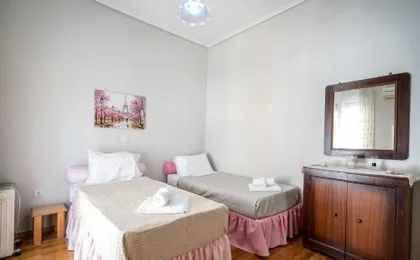Family apartment at Kalithea 2 bedrooms 4 pers
