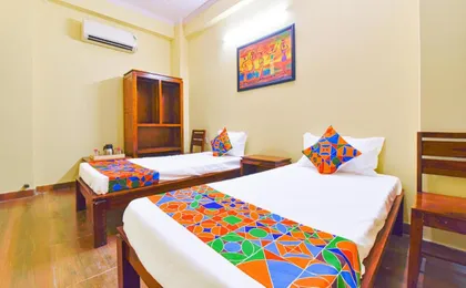 Golden Manor Inn by Fabhotel