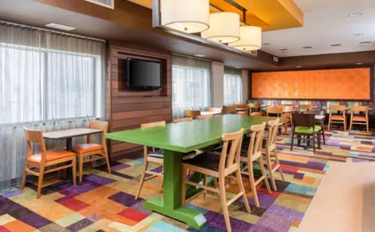 Fairfield Inn & Suites Lincoln