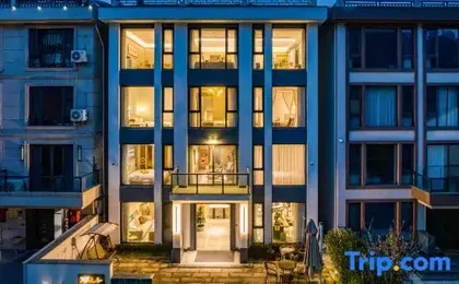 Hangzhou Guanshan B & B (Zhuantang Xishan National Forest Park Bailongtan Scenic Area)