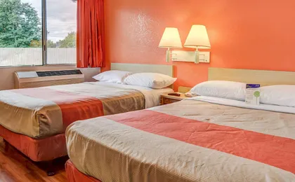 Motel 6 Portland Central